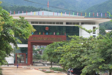 Nổ súng ở cửa khẩu, 7 người chết